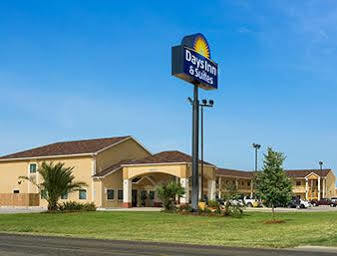Days Inn Pearsall Zewnętrze zdjęcie